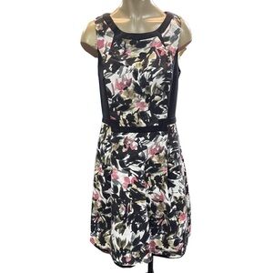 ❤️ RW&CO Floral Sleeveless Dress